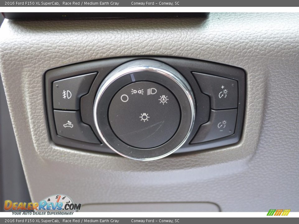 2016 Ford F150 XL SuperCab Race Red / Medium Earth Gray Photo #11