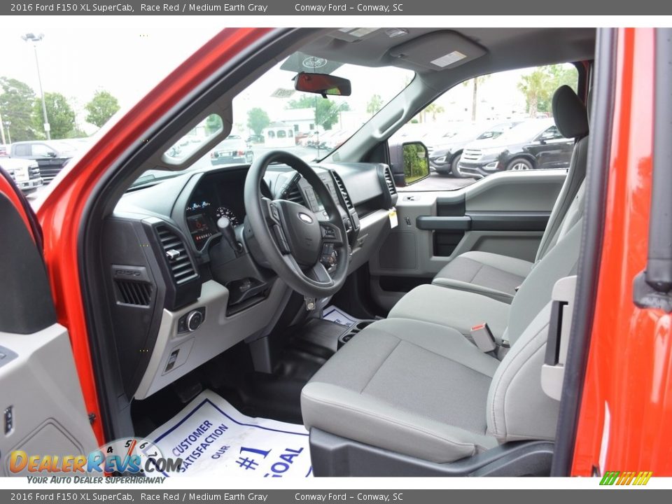 2016 Ford F150 XL SuperCab Race Red / Medium Earth Gray Photo #17