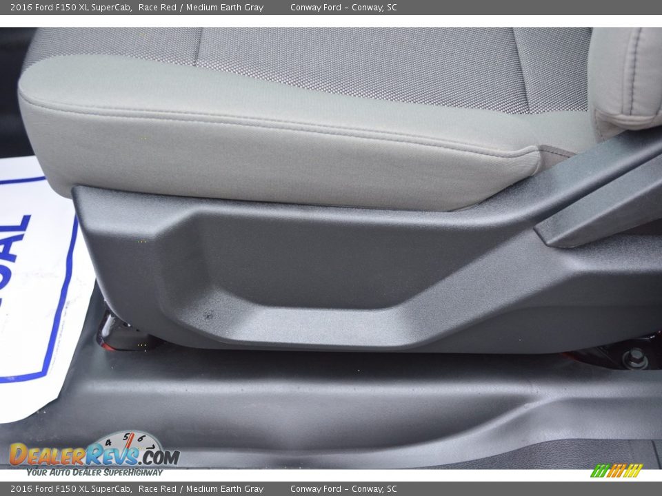 2016 Ford F150 XL SuperCab Race Red / Medium Earth Gray Photo #18