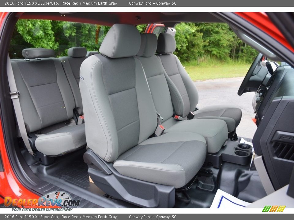 2016 Ford F150 XL SuperCab Race Red / Medium Earth Gray Photo #24