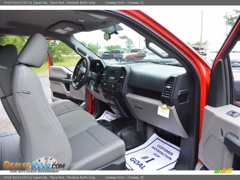 2016 Ford F150 XL SuperCab Race Red / Medium Earth Gray Photo #25