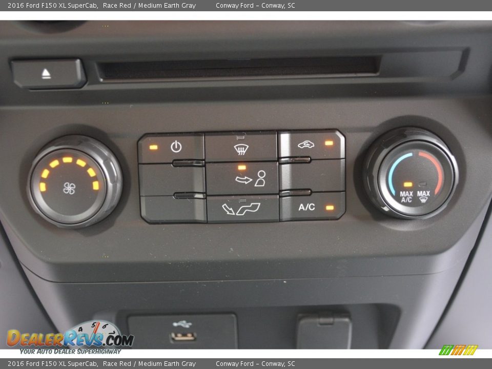 2016 Ford F150 XL SuperCab Race Red / Medium Earth Gray Photo #31