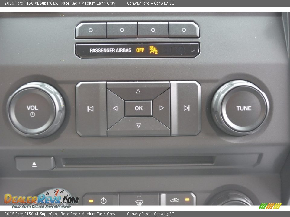2016 Ford F150 XL SuperCab Race Red / Medium Earth Gray Photo #32