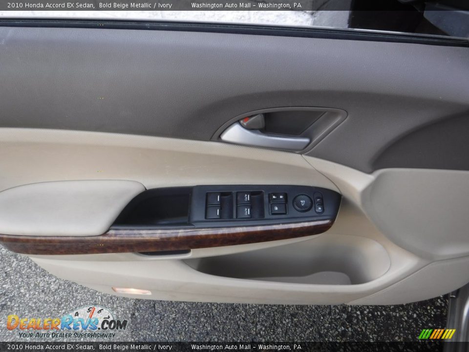 2010 Honda Accord EX Sedan Bold Beige Metallic / Ivory Photo #11