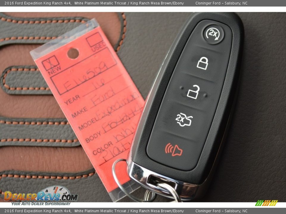 Keys of 2016 Ford Expedition King Ranch 4x4 Photo #27