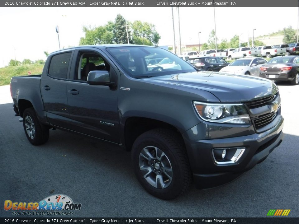 Front 3/4 View of 2016 Chevrolet Colorado Z71 Crew Cab 4x4 Photo #7