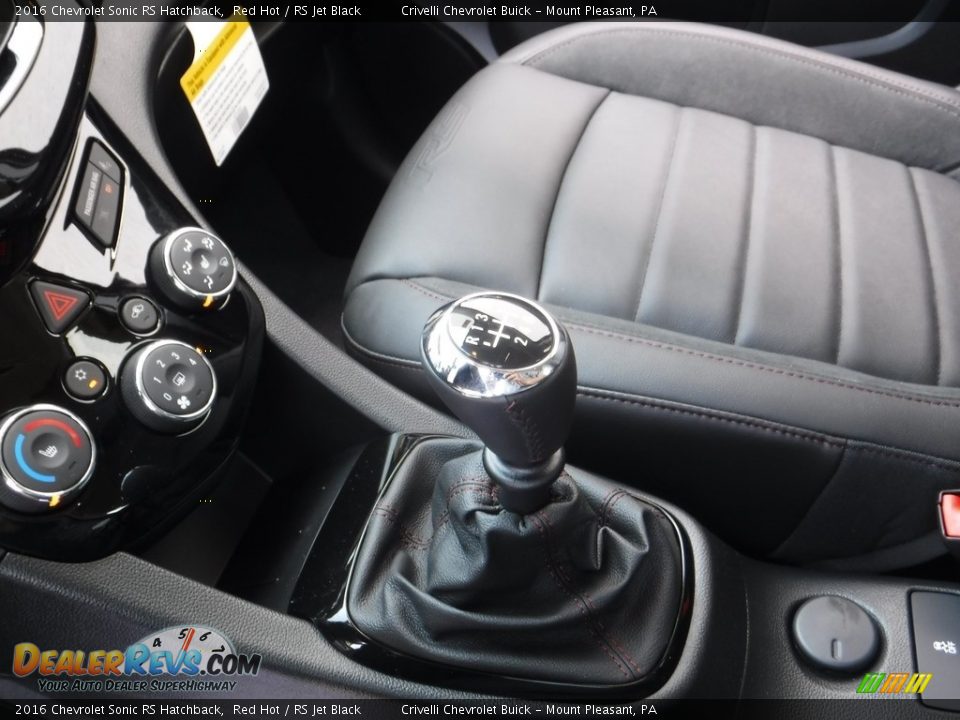 2016 Chevrolet Sonic RS Hatchback Shifter Photo #15
