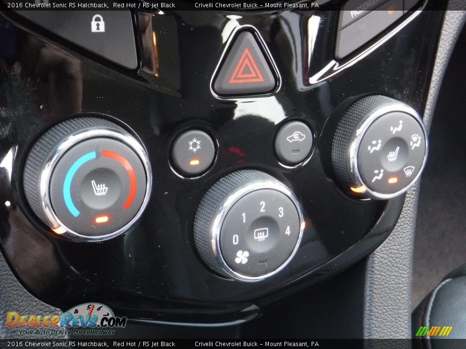 Controls of 2016 Chevrolet Sonic RS Hatchback Photo #19