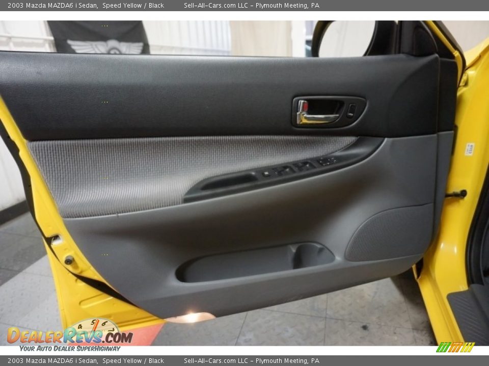 2003 Mazda MAZDA6 i Sedan Speed Yellow / Black Photo #12
