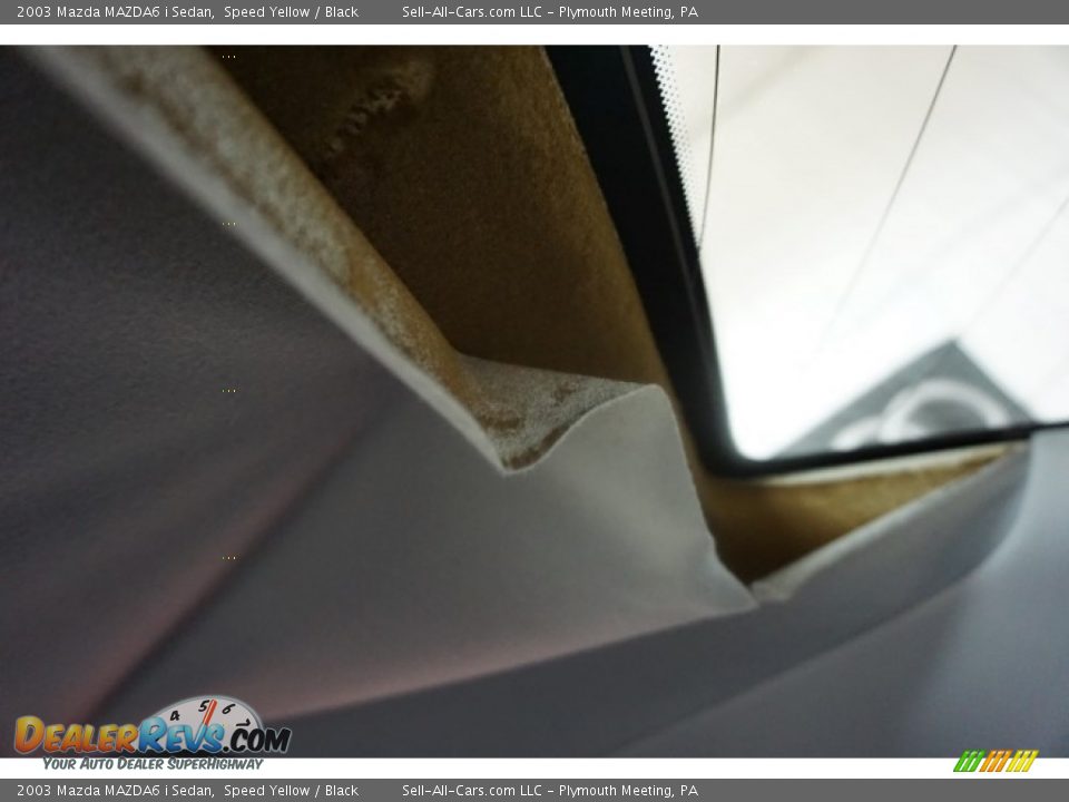 2003 Mazda MAZDA6 i Sedan Speed Yellow / Black Photo #28