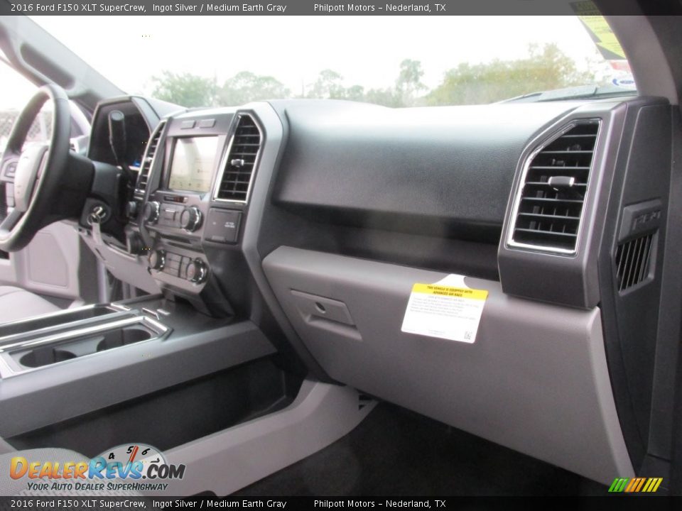 2016 Ford F150 XLT SuperCrew Ingot Silver / Medium Earth Gray Photo #17