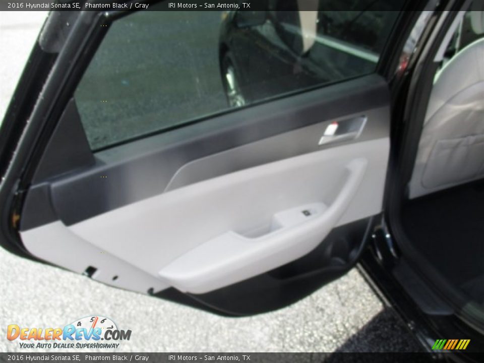 2016 Hyundai Sonata SE Phantom Black / Gray Photo #16