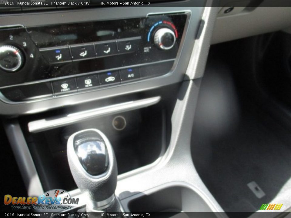 2016 Hyundai Sonata SE Phantom Black / Gray Photo #19