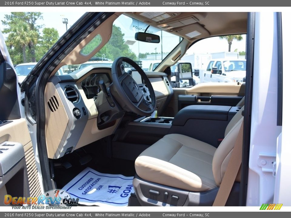 2016 Ford F250 Super Duty Lariat Crew Cab 4x4 White Platinum Metallic / Adobe Photo #15
