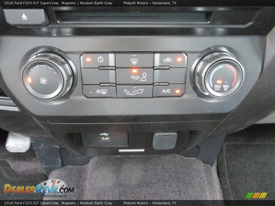 2016 Ford F150 XLT SuperCrew Magnetic / Medium Earth Gray Photo #28