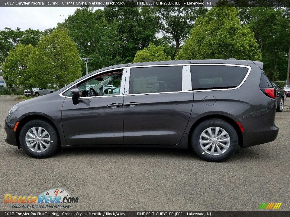 2017 Chrysler Pacifica Touring Granite Crystal Metallic / Black/Alloy Photo #3