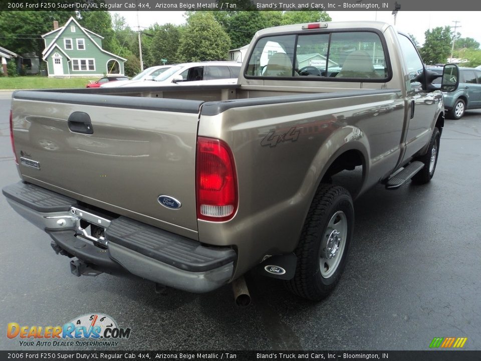 2006 Ford F250 Super Duty XL Regular Cab 4x4 Arizona Beige Metallic / Tan Photo #4