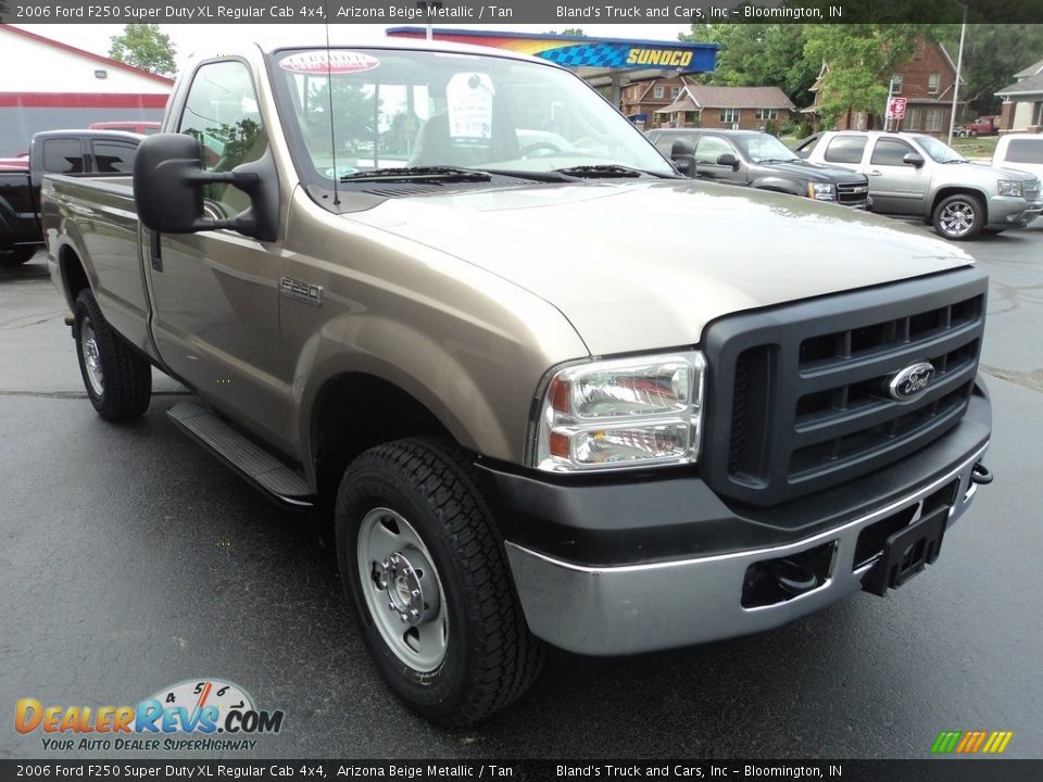2006 Ford F250 Super Duty XL Regular Cab 4x4 Arizona Beige Metallic / Tan Photo #5