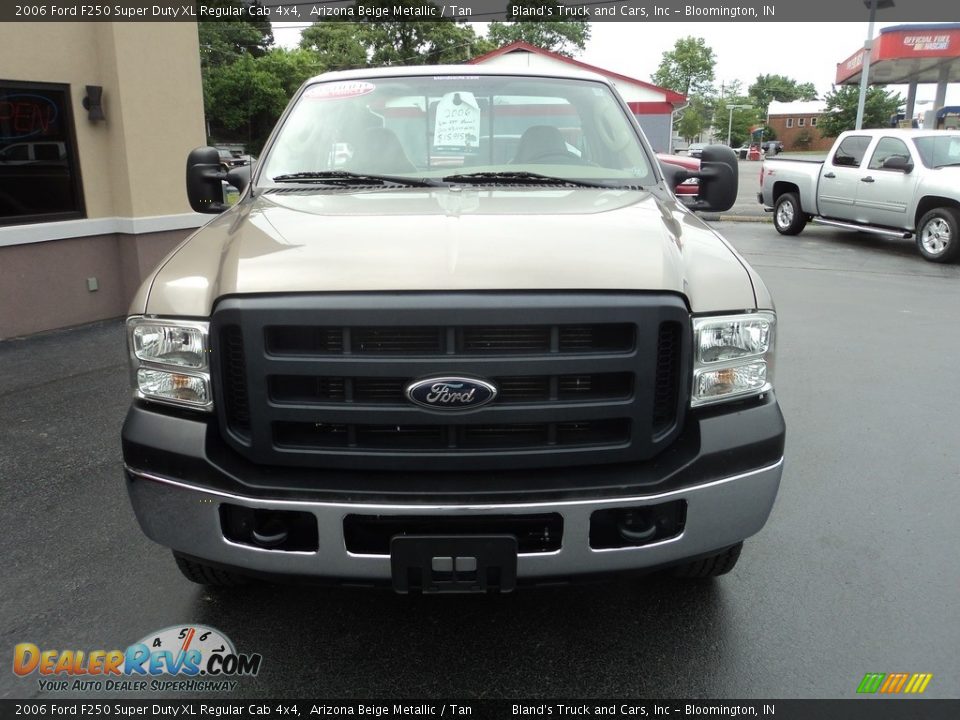 2006 Ford F250 Super Duty XL Regular Cab 4x4 Arizona Beige Metallic / Tan Photo #17
