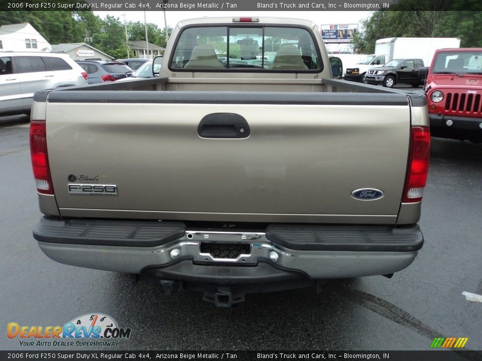 2006 Ford F250 Super Duty XL Regular Cab 4x4 Arizona Beige Metallic / Tan Photo #23