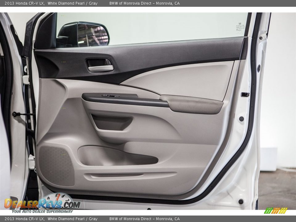 2013 Honda CR-V LX White Diamond Pearl / Gray Photo #24