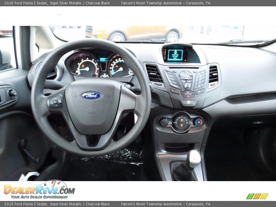 2016 Ford Fiesta S Sedan Ingot Silver Metallic / Charcoal Black Photo #7