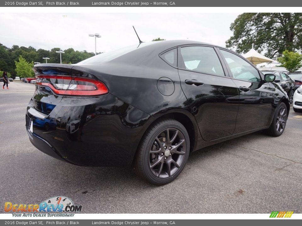 2016 Dodge Dart SE Pitch Black / Black Photo #3