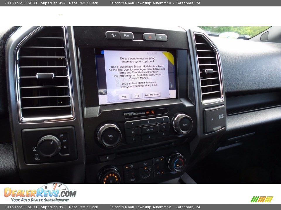 2016 Ford F150 XLT SuperCab 4x4 Race Red / Black Photo #13