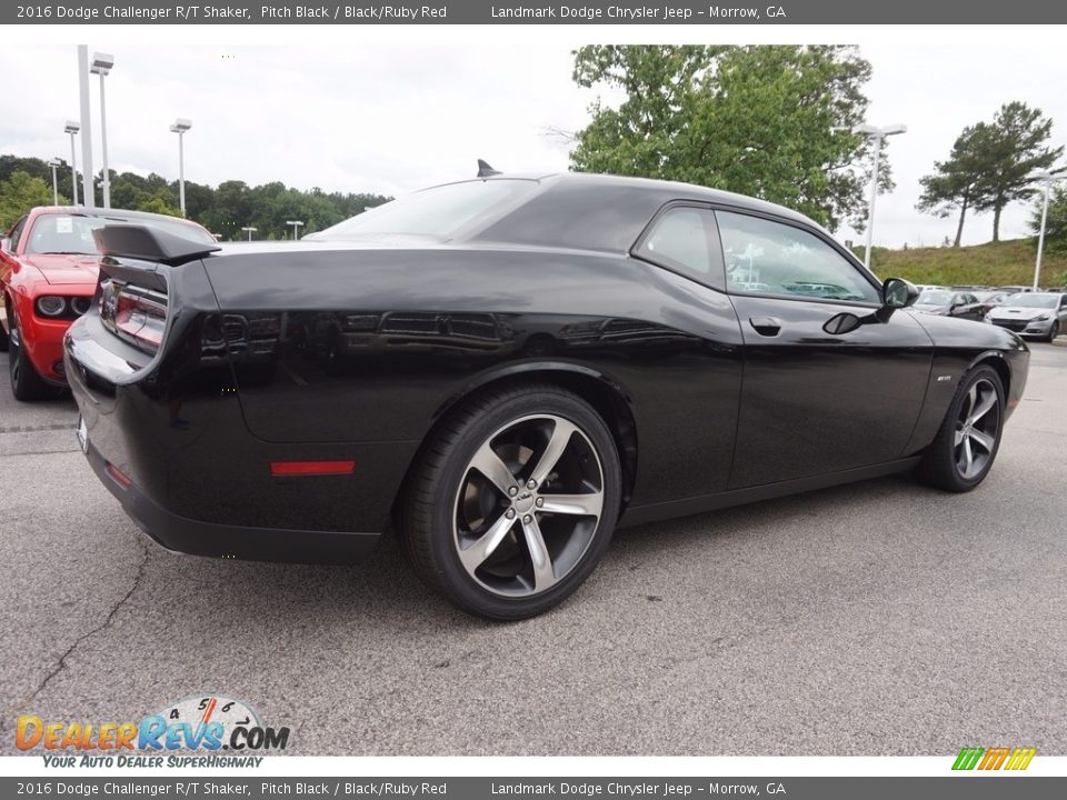 2016 Dodge Challenger R/T Shaker Pitch Black / Black/Ruby Red Photo #3
