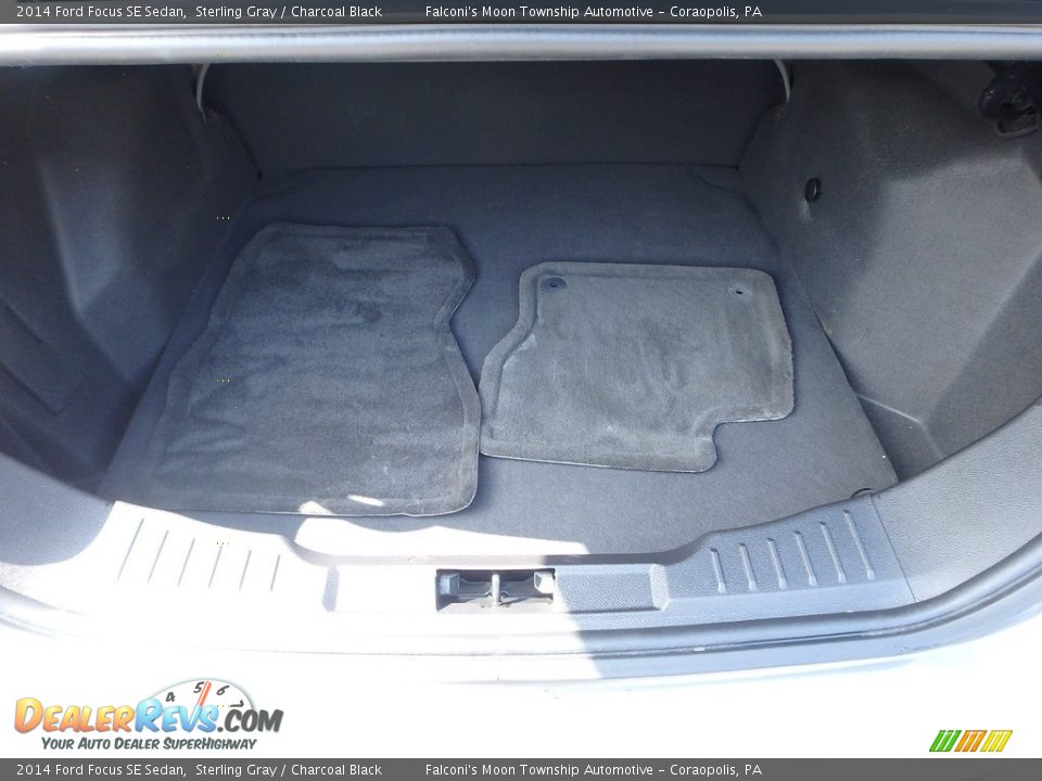 2014 Ford Focus SE Sedan Sterling Gray / Charcoal Black Photo #4