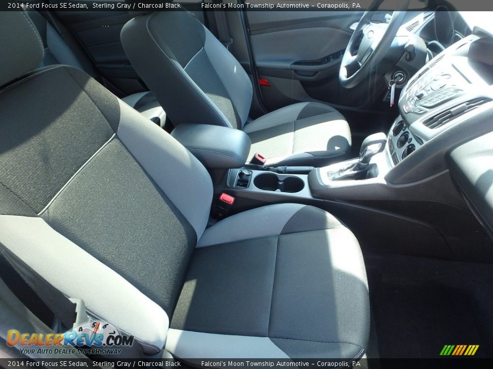 2014 Ford Focus SE Sedan Sterling Gray / Charcoal Black Photo #10
