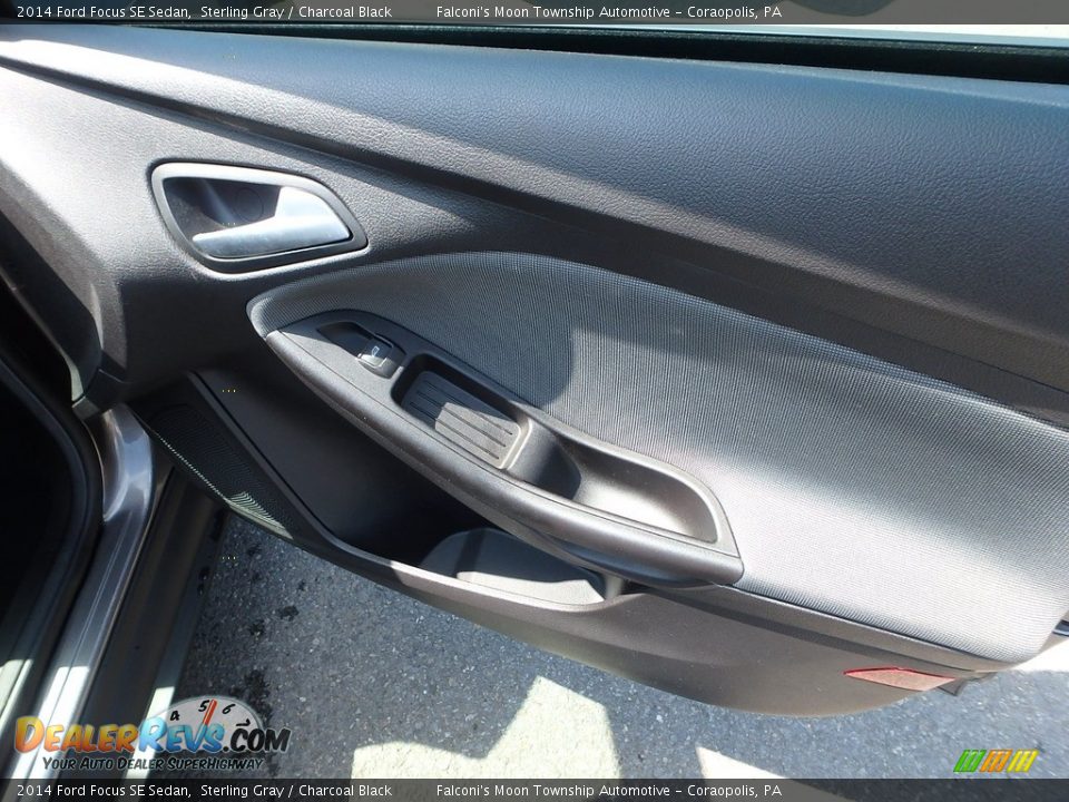 2014 Ford Focus SE Sedan Sterling Gray / Charcoal Black Photo #12