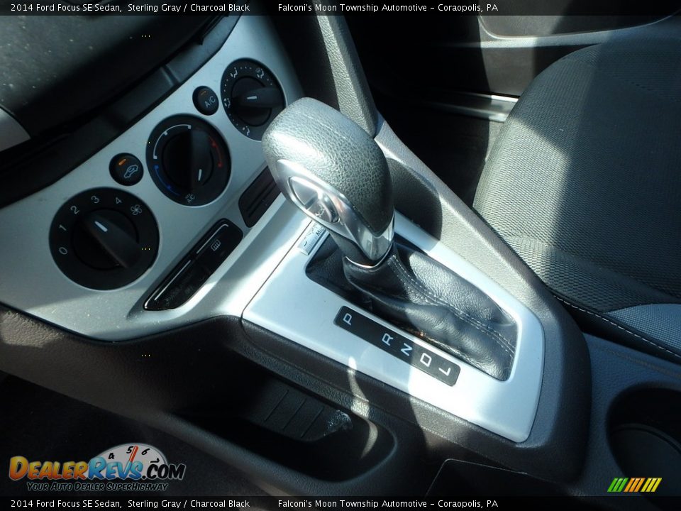 2014 Ford Focus SE Sedan Sterling Gray / Charcoal Black Photo #22