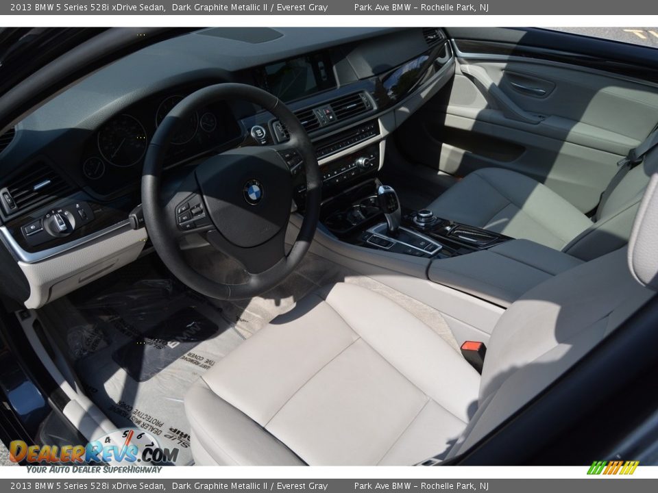 2013 BMW 5 Series 528i xDrive Sedan Dark Graphite Metallic II / Everest Gray Photo #10