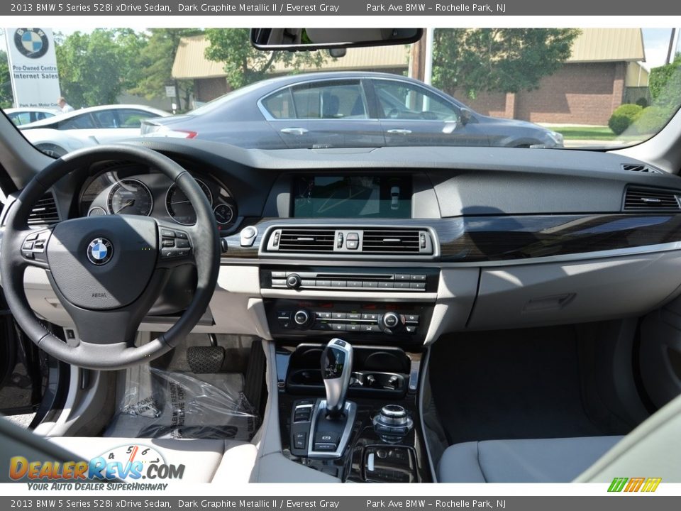 2013 BMW 5 Series 528i xDrive Sedan Dark Graphite Metallic II / Everest Gray Photo #14