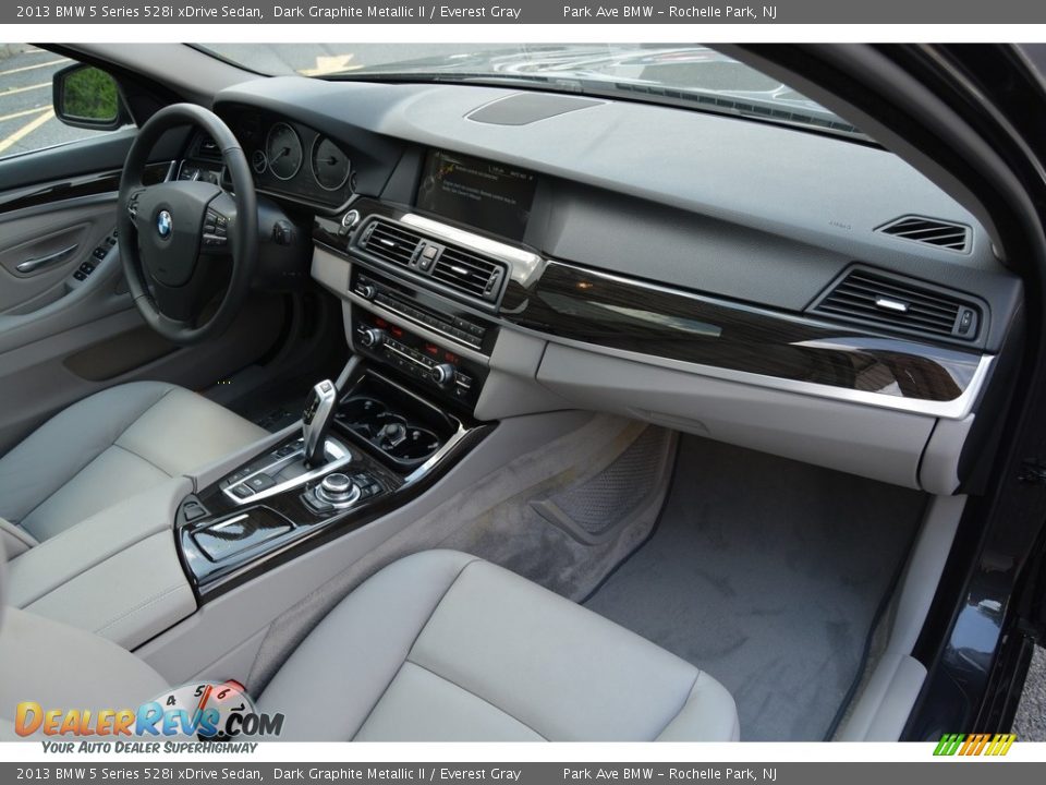 2013 BMW 5 Series 528i xDrive Sedan Dark Graphite Metallic II / Everest Gray Photo #26