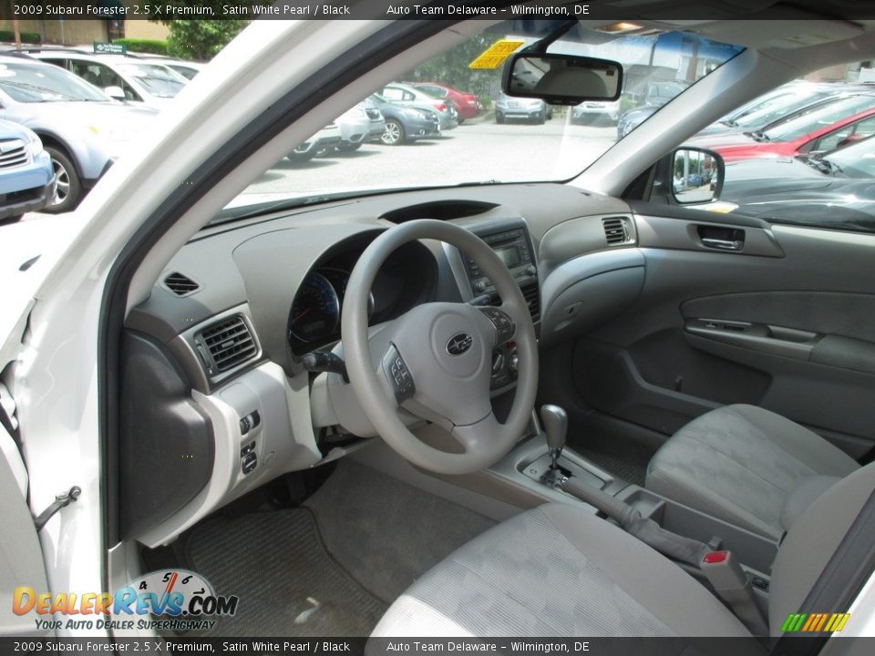 2009 Subaru Forester 2.5 X Premium Satin White Pearl / Black Photo #10