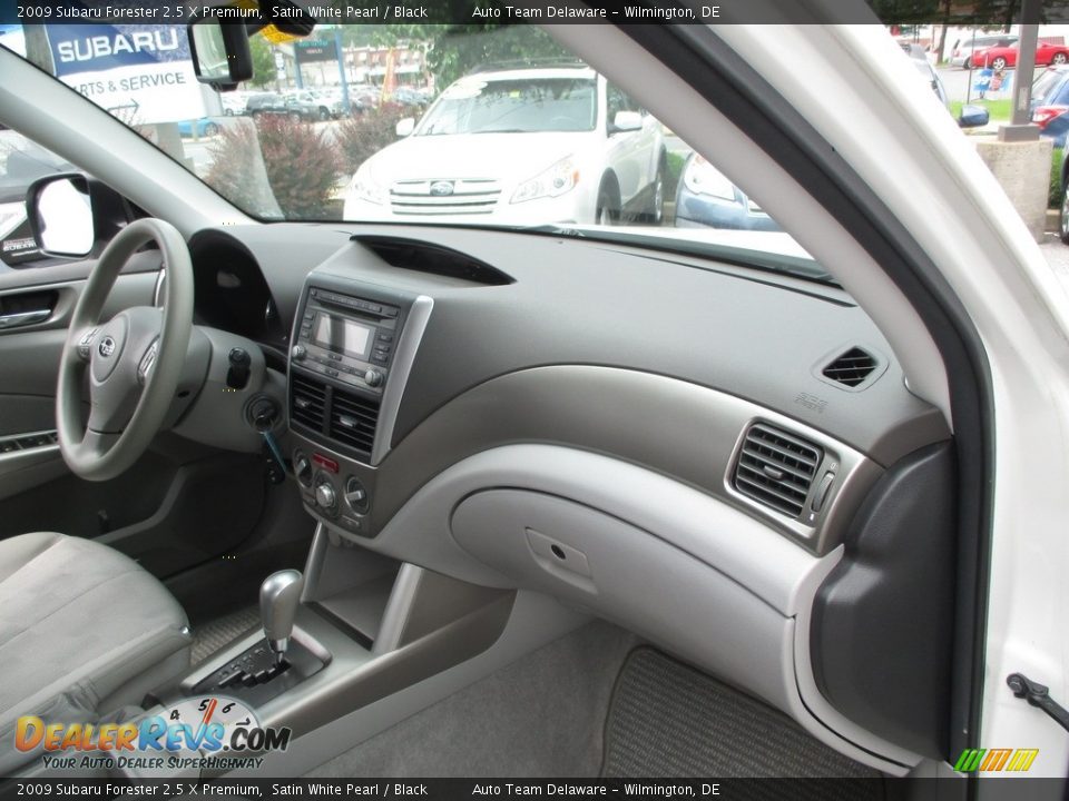2009 Subaru Forester 2.5 X Premium Satin White Pearl / Black Photo #12