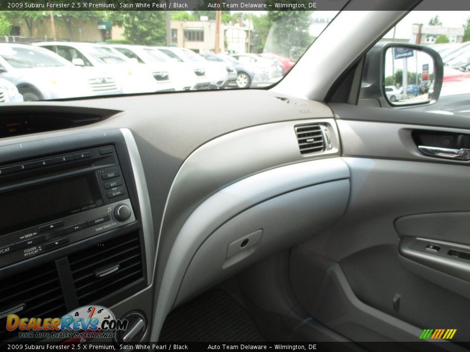 2009 Subaru Forester 2.5 X Premium Satin White Pearl / Black Photo #15