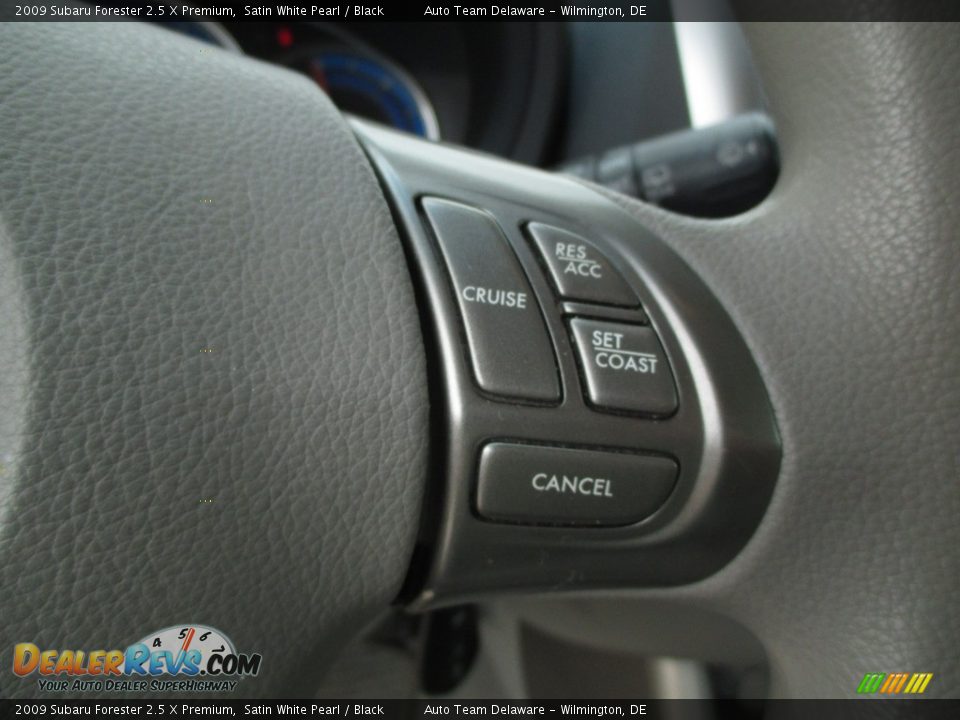 2009 Subaru Forester 2.5 X Premium Satin White Pearl / Black Photo #31