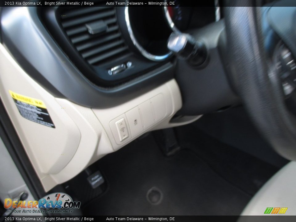 2013 Kia Optima LX Bright Silver Metallic / Beige Photo #29