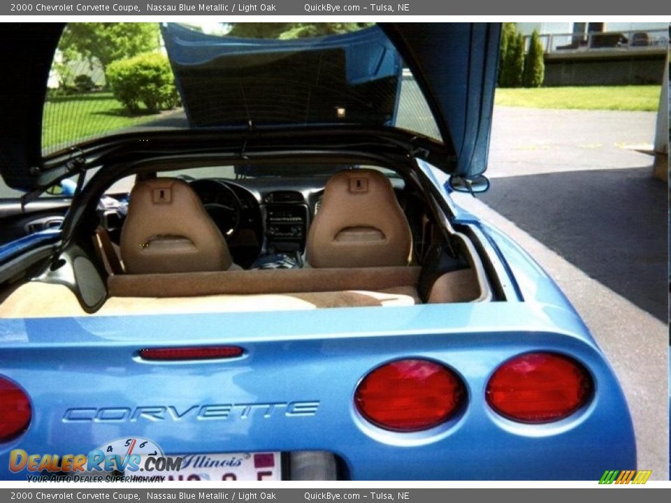 2000 Chevrolet Corvette Coupe Nassau Blue Metallic / Light Oak Photo #7