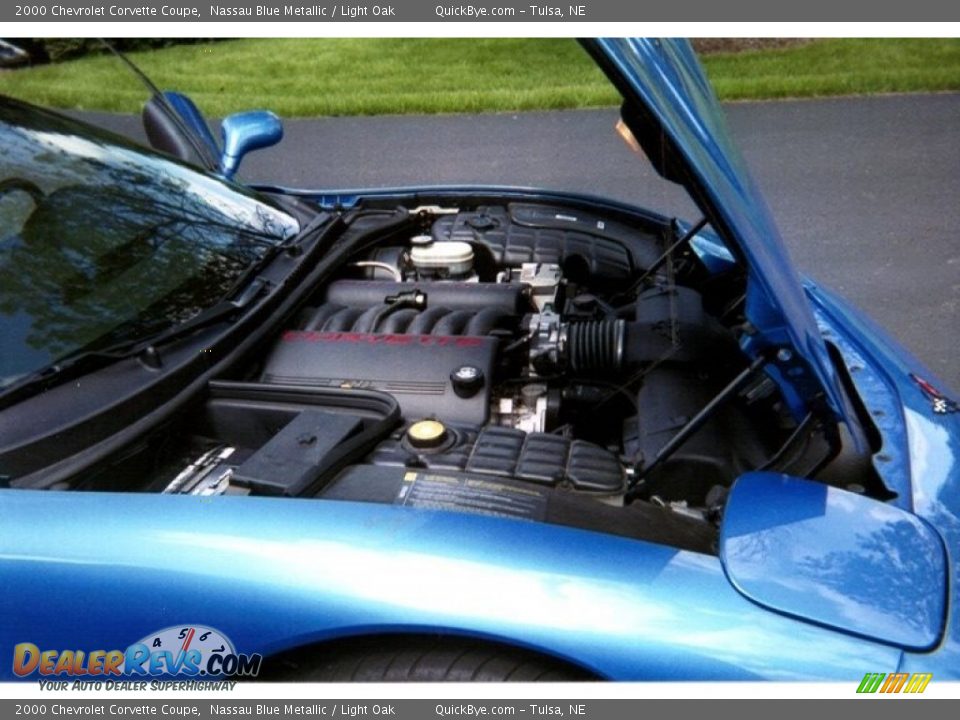 2000 Chevrolet Corvette Coupe Nassau Blue Metallic / Light Oak Photo #8