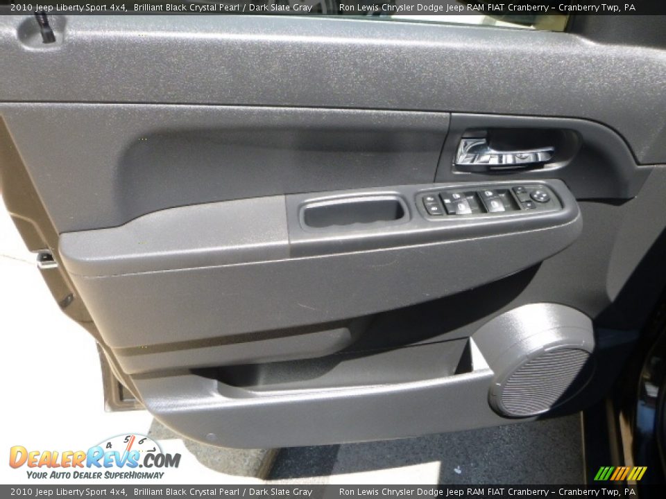 2010 Jeep Liberty Sport 4x4 Brilliant Black Crystal Pearl / Dark Slate Gray Photo #15