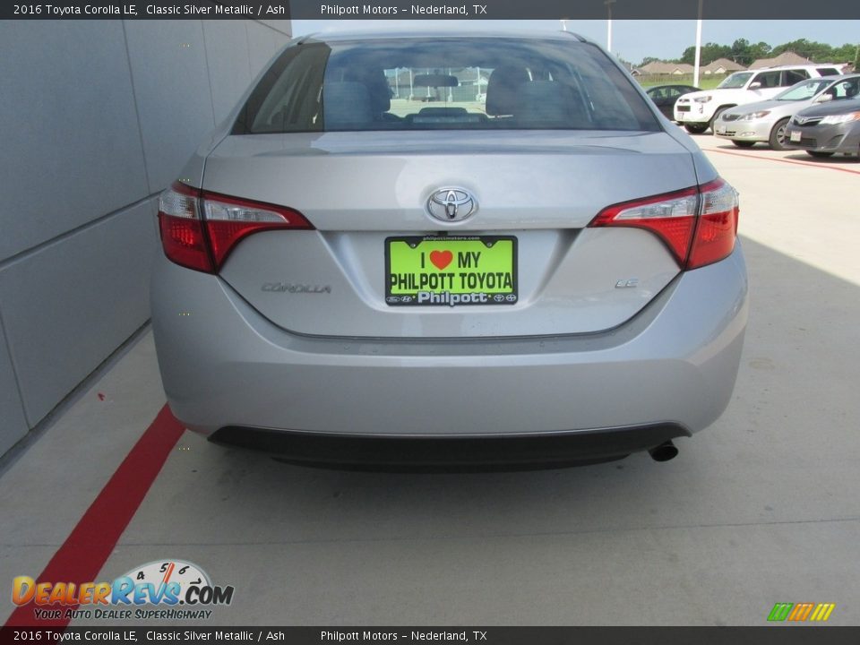 2016 Toyota Corolla LE Classic Silver Metallic / Ash Photo #5