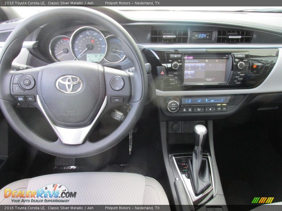 2016 Toyota Corolla LE Classic Silver Metallic / Ash Photo #23