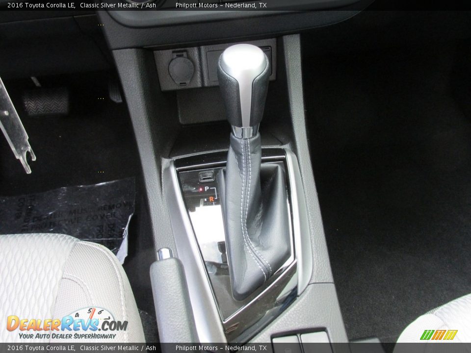 2016 Toyota Corolla LE Classic Silver Metallic / Ash Photo #27