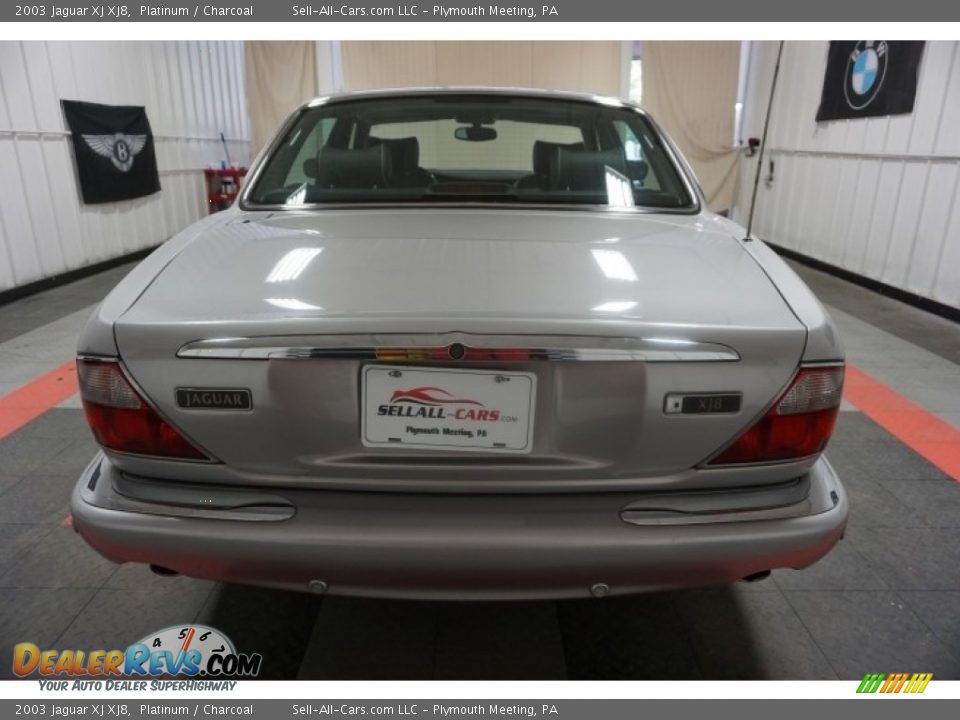 2003 Jaguar XJ XJ8 Platinum / Charcoal Photo #9