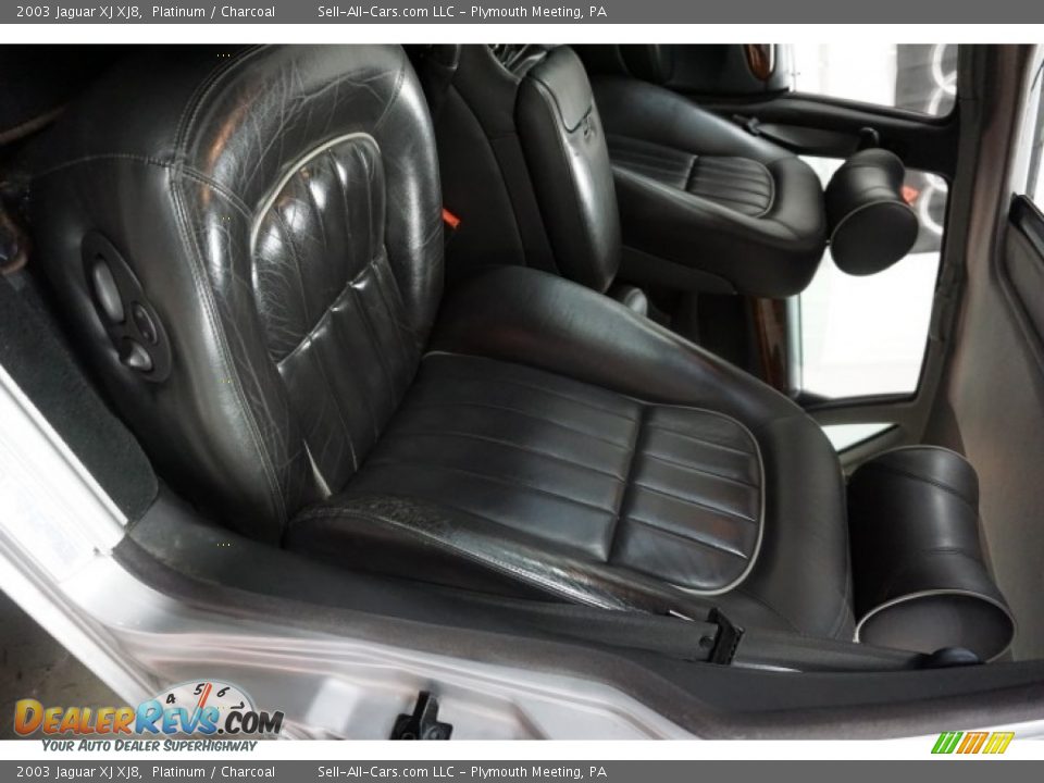 2003 Jaguar XJ XJ8 Platinum / Charcoal Photo #24