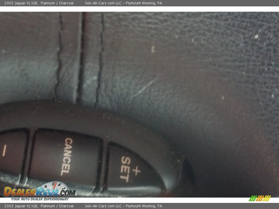 2003 Jaguar XJ XJ8 Platinum / Charcoal Photo #32